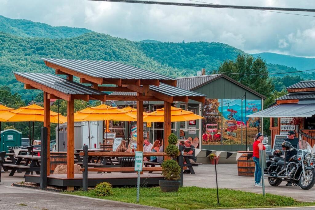 The Moondance Cabin By Lightfoot Stays Vacation Rentals Sevierville Buitenkant foto