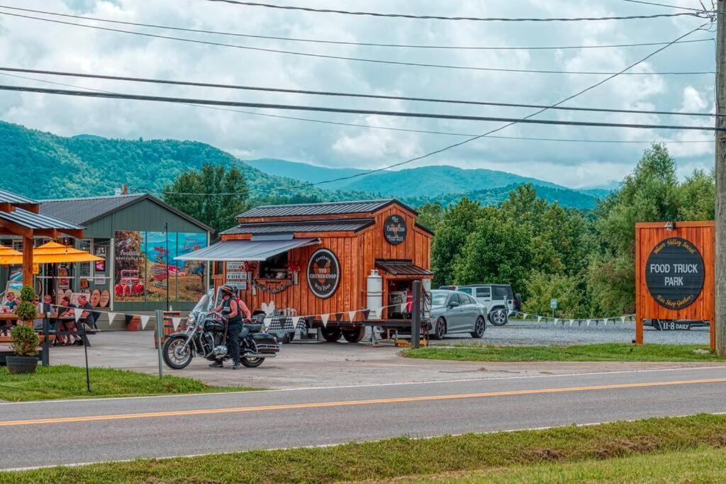 The Moondance Cabin By Lightfoot Stays Vacation Rentals Sevierville Buitenkant foto